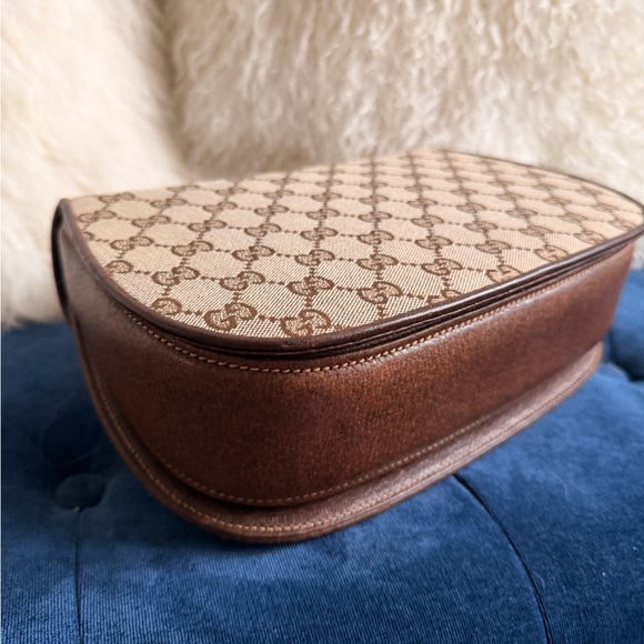 Gucci Beige and Brown Bamboo Handle Bag - Picture 7 of 9